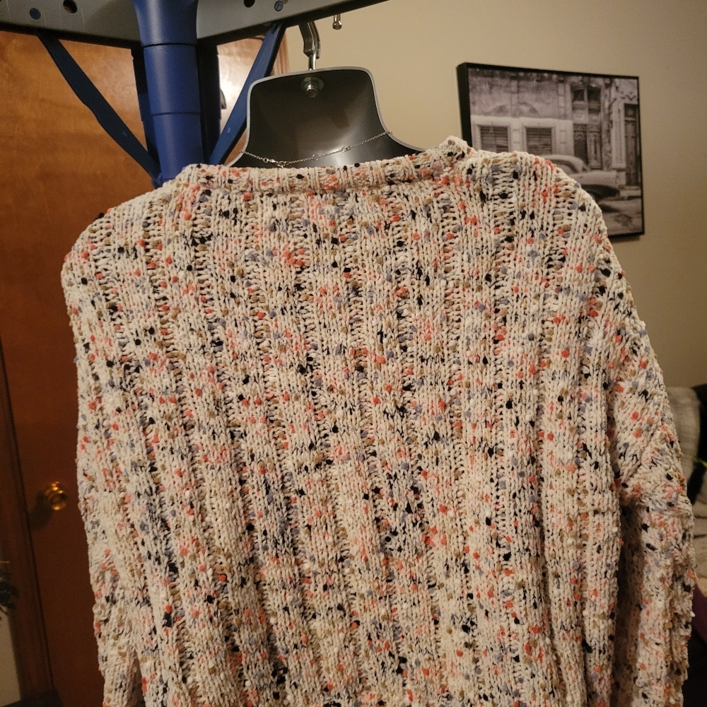 Jessica Simpson Sweater - Picture 3 of 5